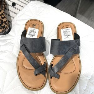 Born sandals